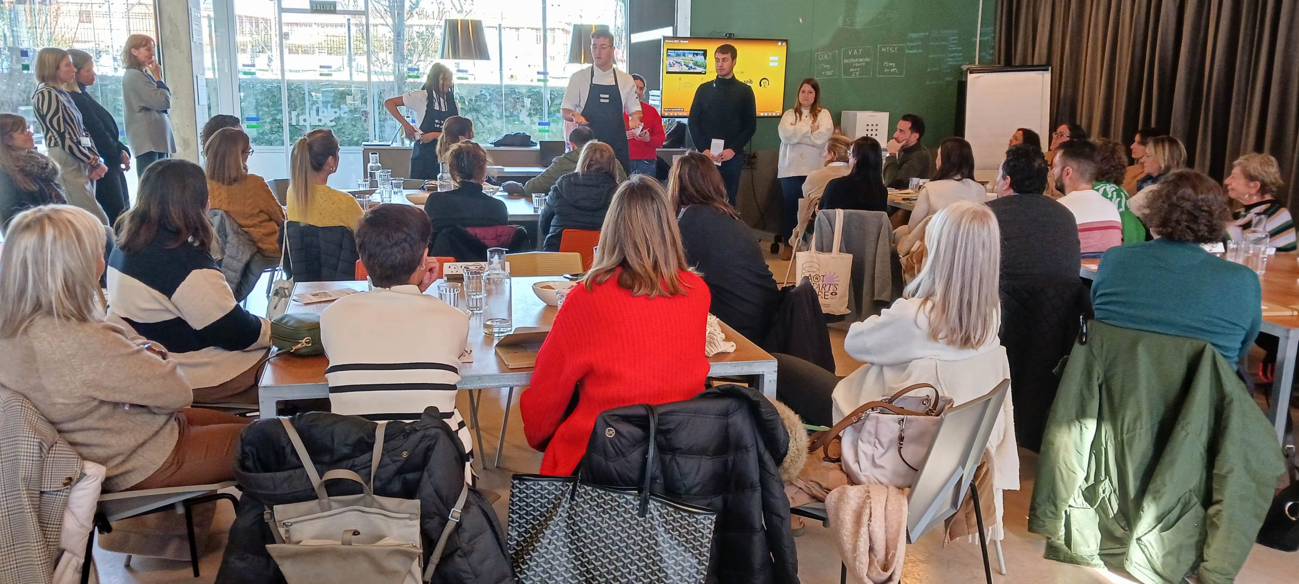 Jornadas de puertas abiertas en Esment Escola Professional dirigidas a ...